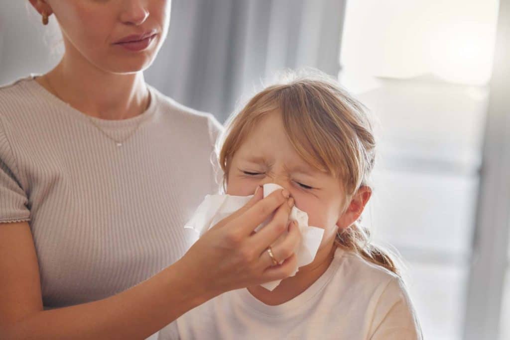 simples habitudes pour prévenir la maladie de sinusite chez votre enfant