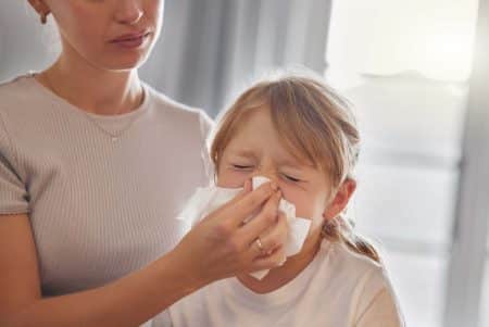 simples habitudes pour prévenir la maladie de sinusite chez votre enfant