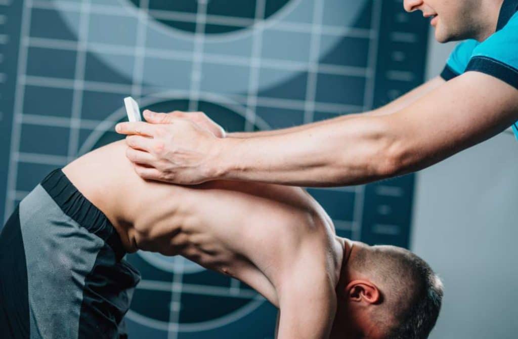 Quelles sont les causes de la scoliose chez les enfants ?