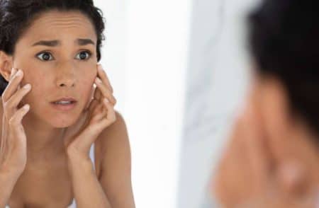 Les plantes qui endommagent la peau de la femme