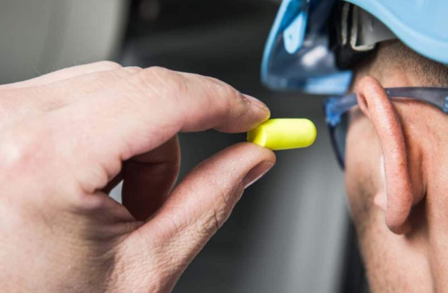 Quels sont les avantages et risques du bouchon d’oreilles ?