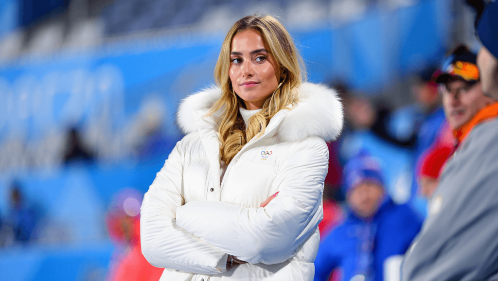 Doudoune française 1 000 € introuvable après l’effet Gabriella de Monaco Portée par Gabriella de Monaco, cette doudoune française à 1000 euros est déjà introuvable