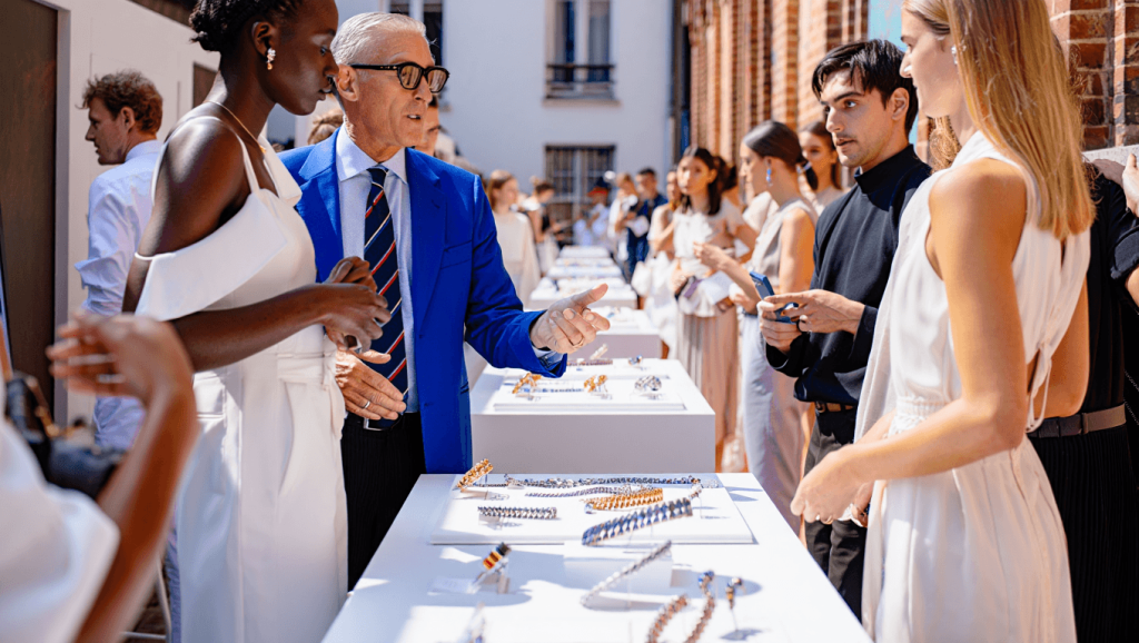 Pop-up APM Monaco à Paris : collection Printemps inédite et artisans en action