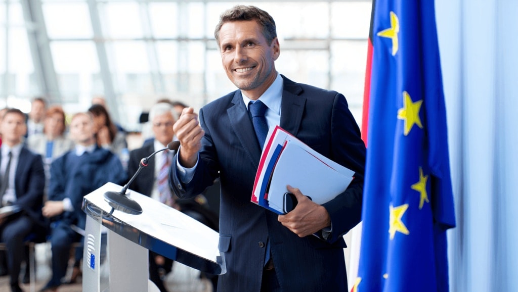 Coût 264 milliards d’euros: l’UE annonce un plan pour relancer la tech européenne malgré Trump Le déficit numérique européen pèse 264 milliards d'euros par an... Bruxelles va dévoiler son plan pour soutenir une production technologique "Made in Europe", malgré les menaces de Donald Trump