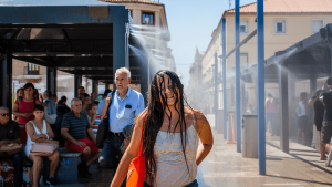 Horaires aménagés, refuges climatiques… l’exemple de l’Espagne pour faire face à la canicule