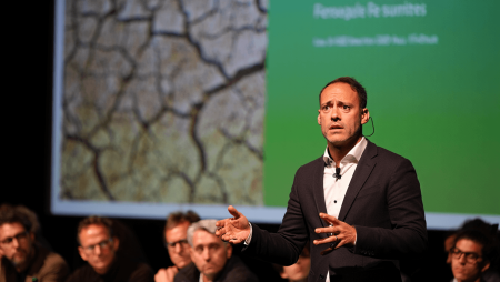 Jérôme Perez, Directeur de la durabilité chez Nespresso au niveau mondial : " il est urgent de sortir du modèle d’agriculture intensive et chimique qui a détruit les sols"
