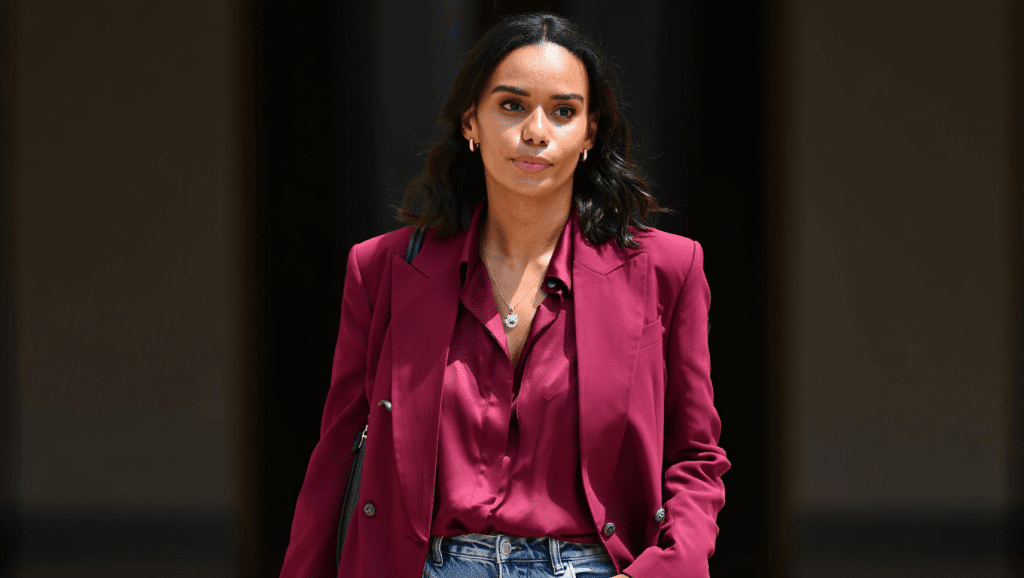 Rima Edbouche, épouse d’Ousmane Dembélé: adepte de Chanel et Hermès, elle cède à une marque accessible Habituée à Chanel et Hermès, Rima Edbouche, femme d'Ousmane Dembélé, ne fait qu'une exception pour cette marque de mode accessible