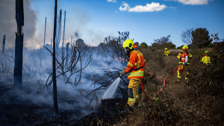 Var: l'incendie reste contenu, nouvelle journée à risque