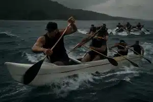 Canoë océan racing à Tahiti : la France décroche un triplé mené par Hector Henot