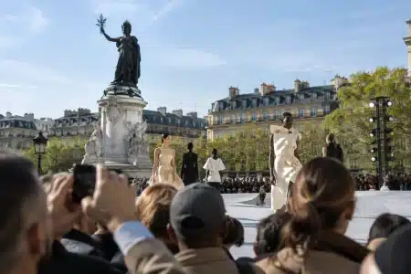 Fashion week Paris: un détail du défilé vole la vedette à Rihanna